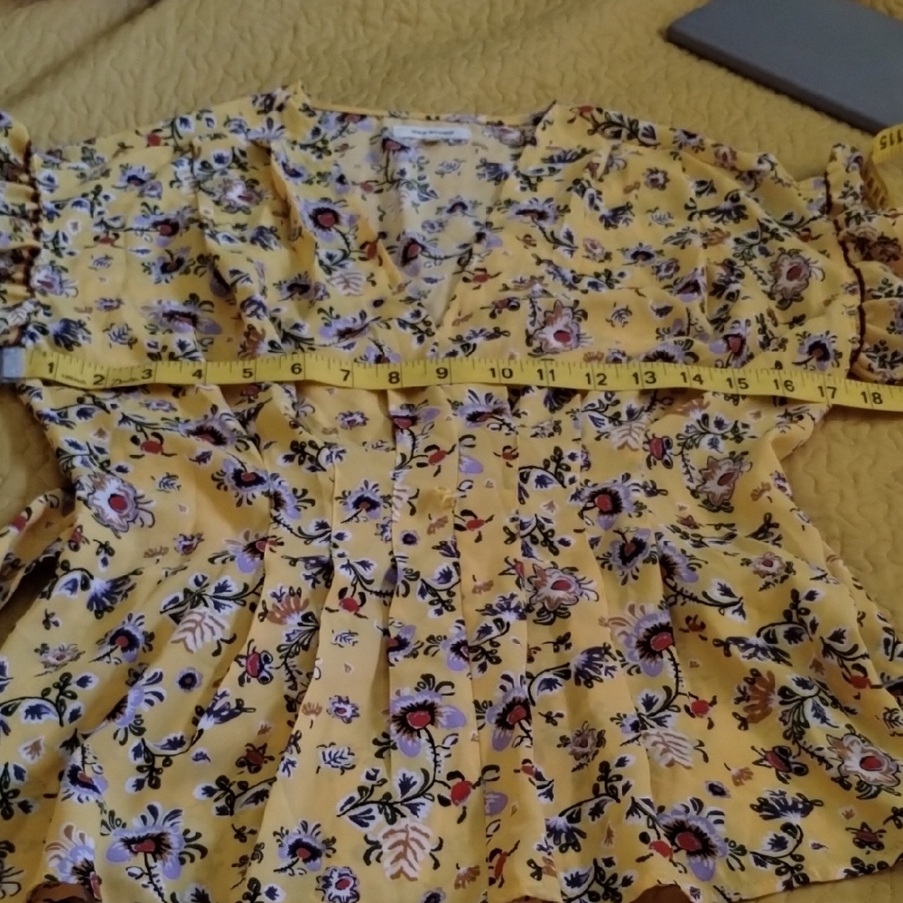 Max Studio Yellow Floral Ruffle Blouse - Picture 9 of 12